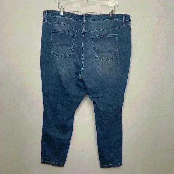 Ava & Viv Plus Size Skinny Jean 22W #39 - Picture 6 of 6